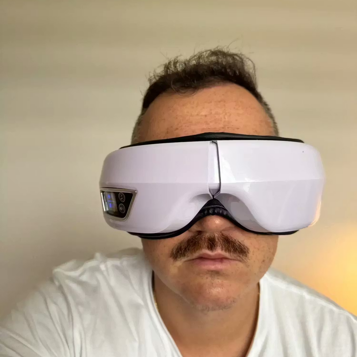 I’ve struggled with debilitating migraines for over a decade. Honestly, I was skeptical, but this eye massager has been a complete game-changer. After using it consistently, my migraines have effectively been cured. - Mark